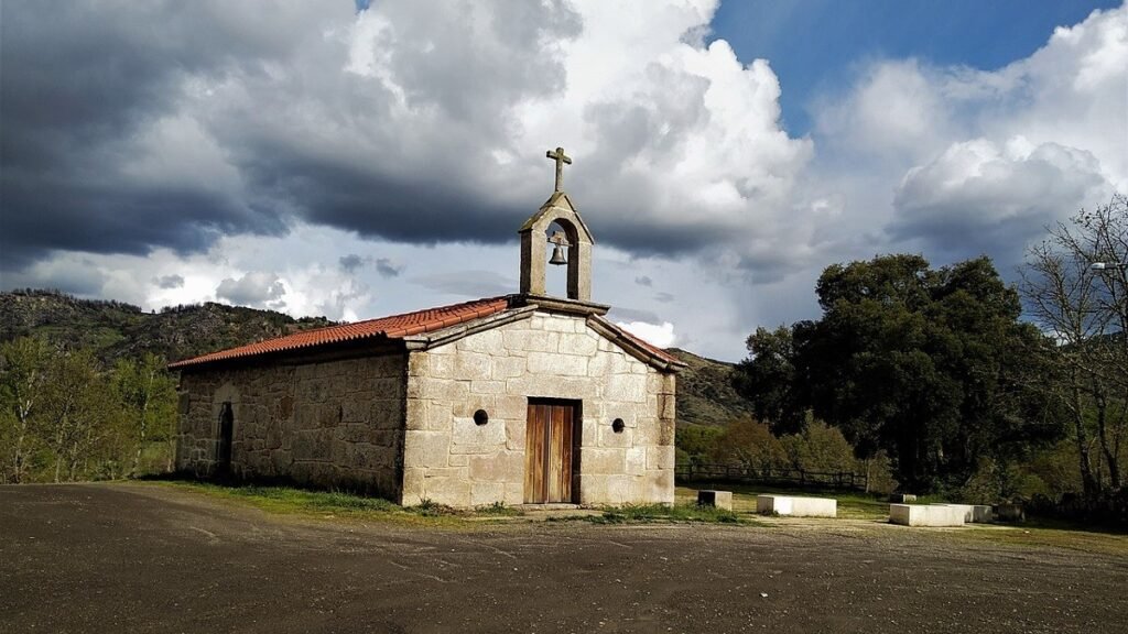 Ermita románica de Santo Antón e Ábedes