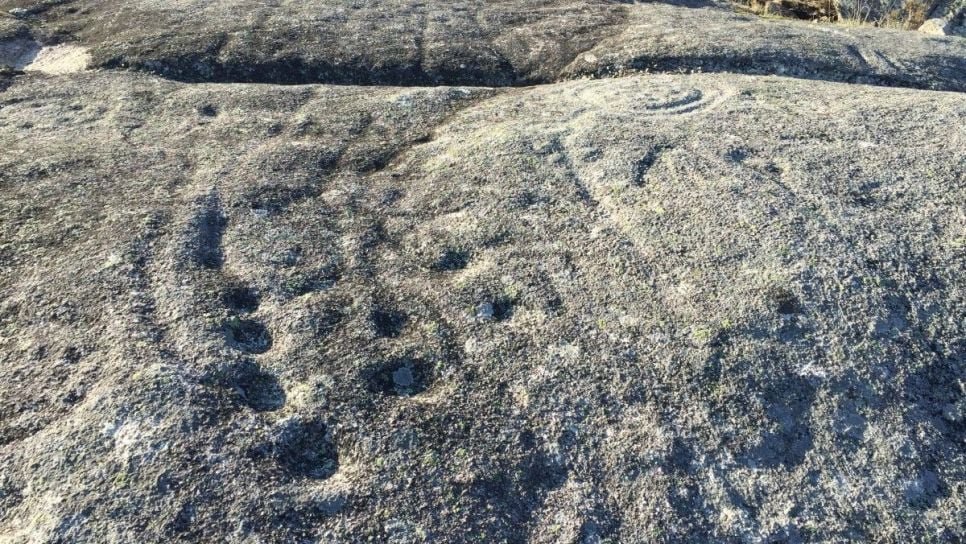 Petroglifo Laxe dos Bolos en Caldas de Reis