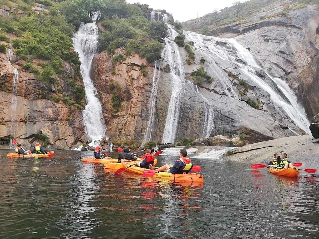 Kayak y actividades en la ensenada de O Ézaro y la cascada del Xallas